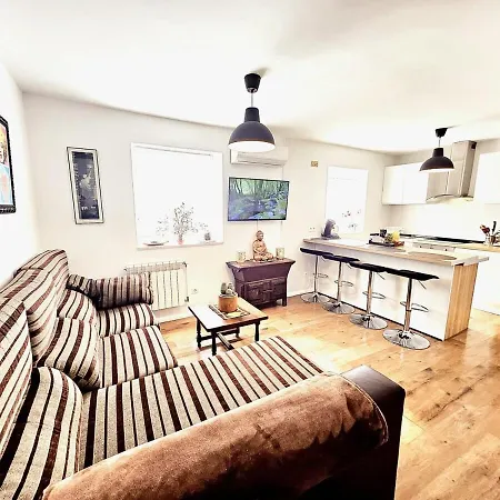 4 Pers Leon Apartmán