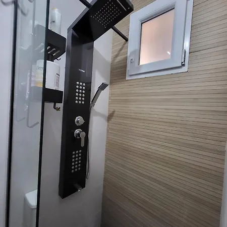 Apartment 4 Pers Leon Villafane